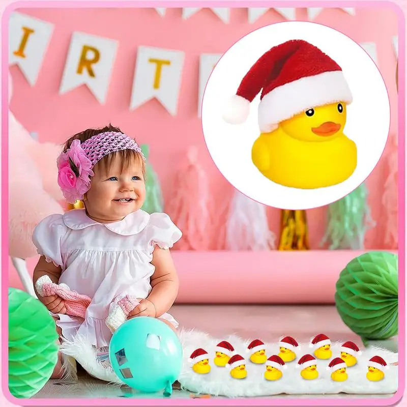 Duckies para niños, juguetes de piscina con gorro de Papá Noel, juguete portátil para fiestas de baño de 5,5 cm, divertida bañera flotante, patos chirriantes para Navidad