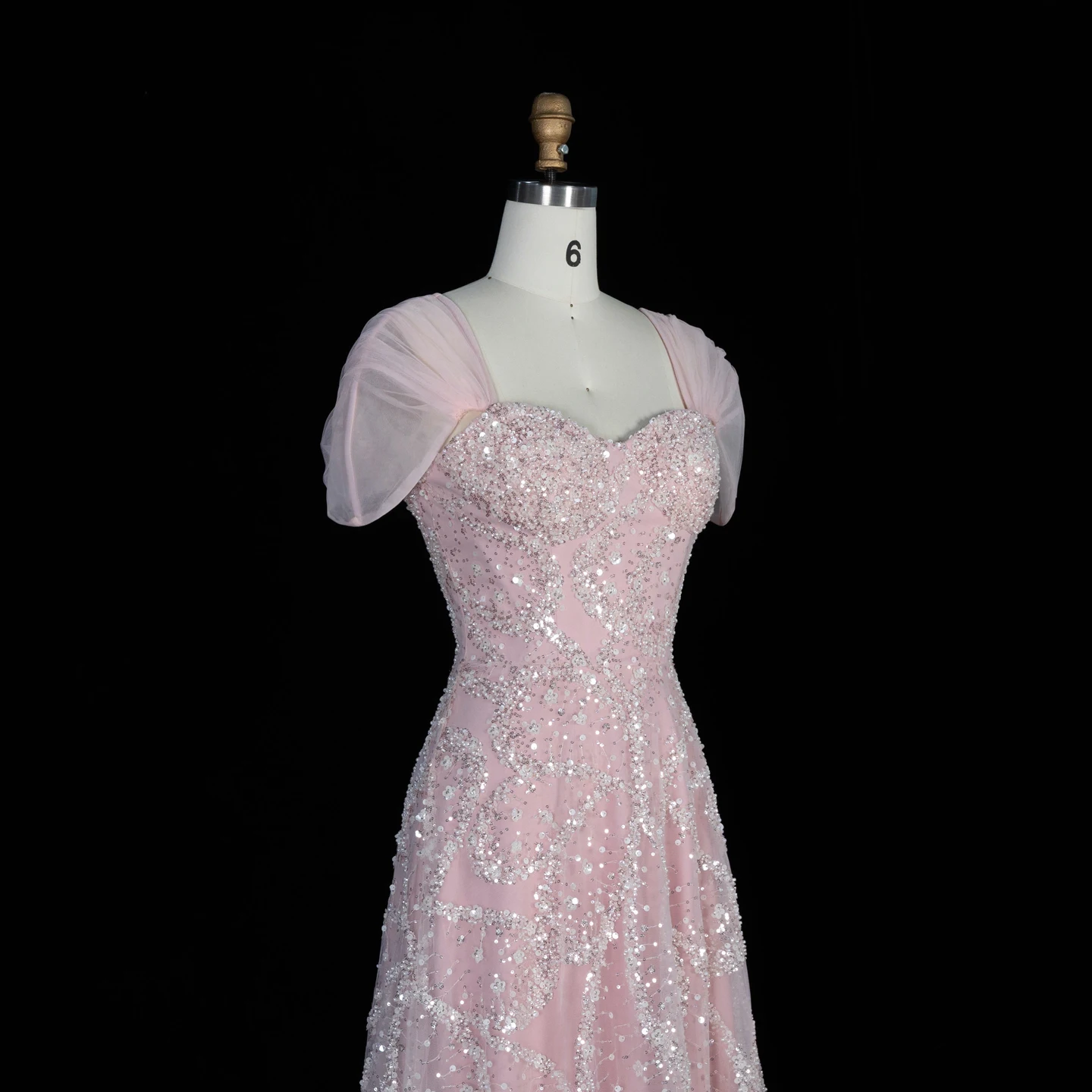 Sharon Said 2026 Neues Abendkleid in Farbverlauf Rosa mit Perlen, gedrehtem Neckholder, A-Linie, Dubai Arabisches Damen-Abendkleid SS709 Maßanfertigung – Detail 30