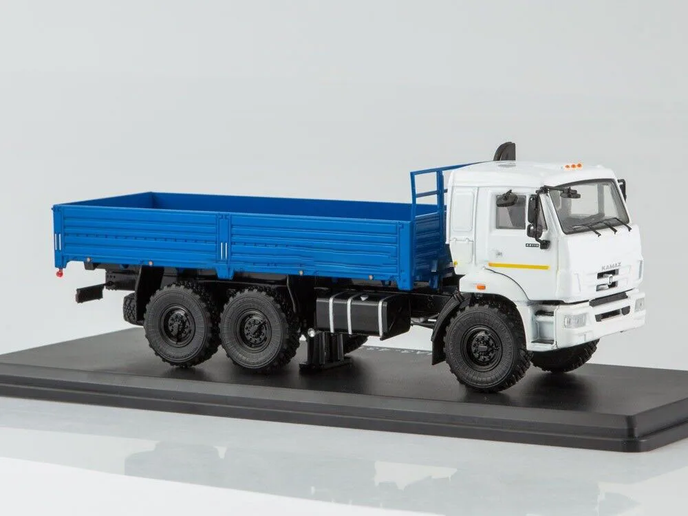 New 1 43 KAMAZ-43118 6×6 flatbed truck (facelift) white-blue USSR Truck Diecast Model for Collection Gift SSM1237