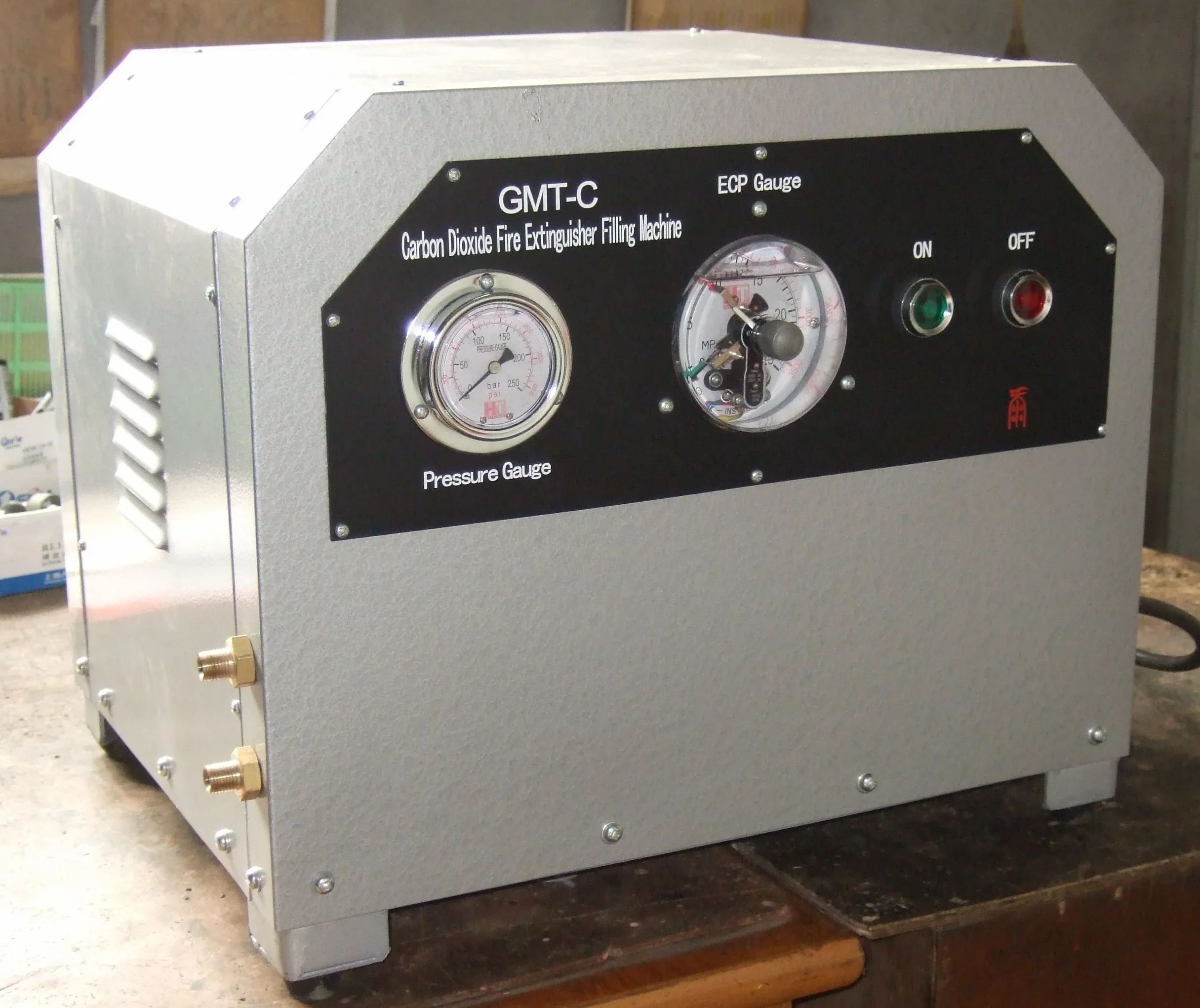 Machine de remplissage de gaz, machine de recharge d'extincteur Co2