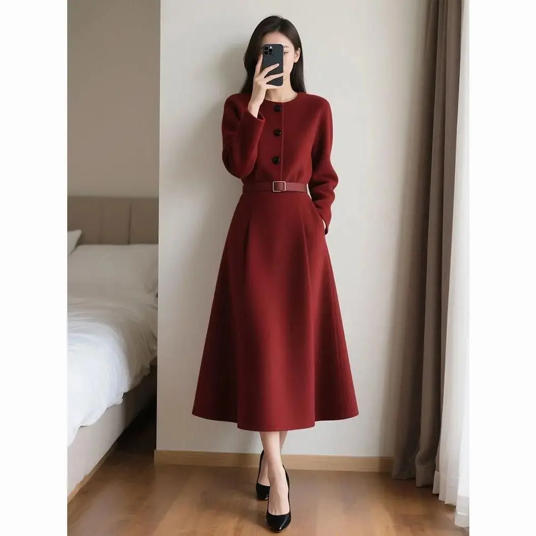 Red Retro High-end Feeling Waistband Long Sleeved Dress For Women In Autumn 2026 New Stylish and Slimming Suit Dress Women Red