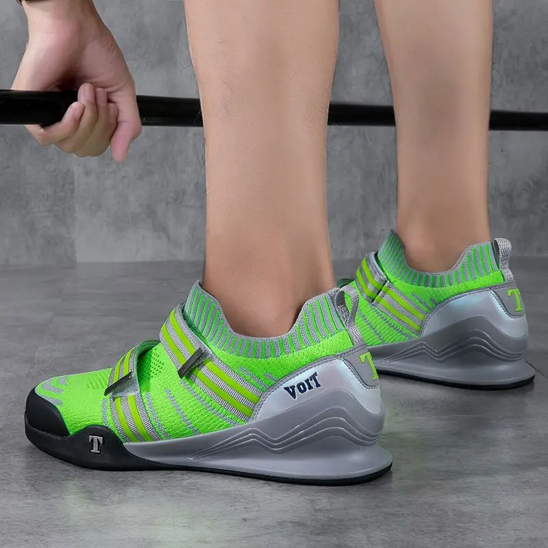 

2025 Mens Womens Hiking Shoes Wear-resistant Comprehensive Sports Shoes Low Top Weightlifting Training Fitness Yoga Sports Shoes