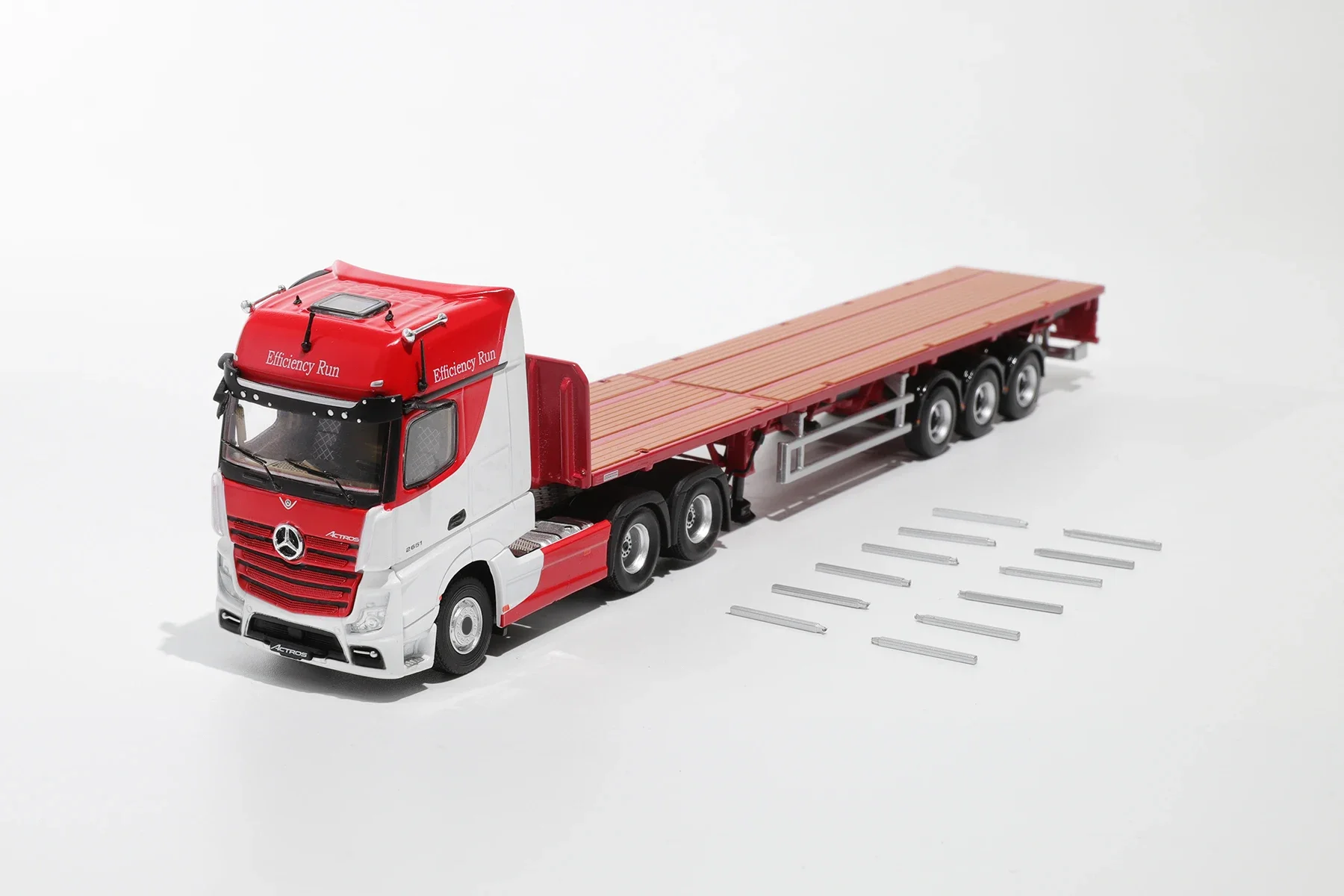 Diecast Car Model G.C.D. Actros Gigaspace 6x2 Sattelzugmaschine & Scalable Trailer 1:64 497# 498# 499#