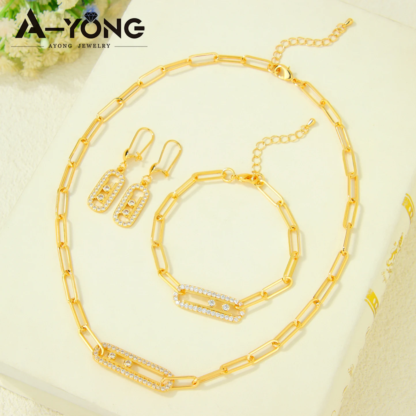 Dubai Mode-Schmuckset 21k Vergoldet Italienisches Geometrisches Zirkonia Halskette Armband Ohrringe Saudi-Arabische Damen Event-Party Schmuckstücke – Detail 4