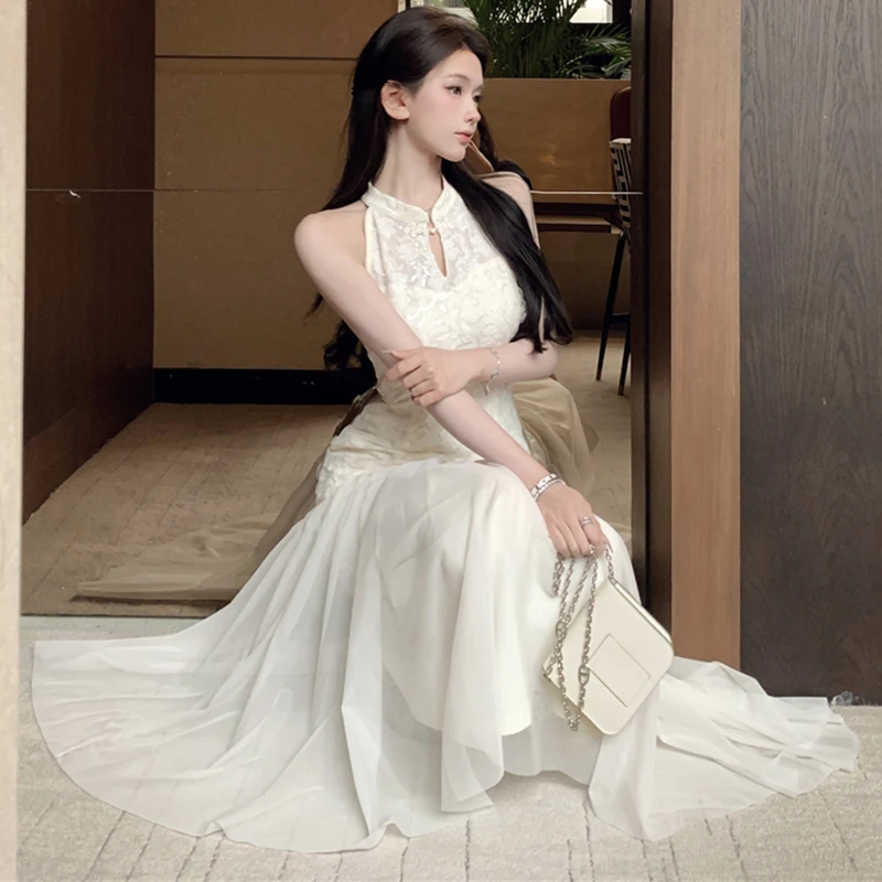 ホワイト中空チャイナドレス ボタン付き 伝統的な中国風ロングイブニングドレス レディース ヴィンテージ 多用途 スリミング