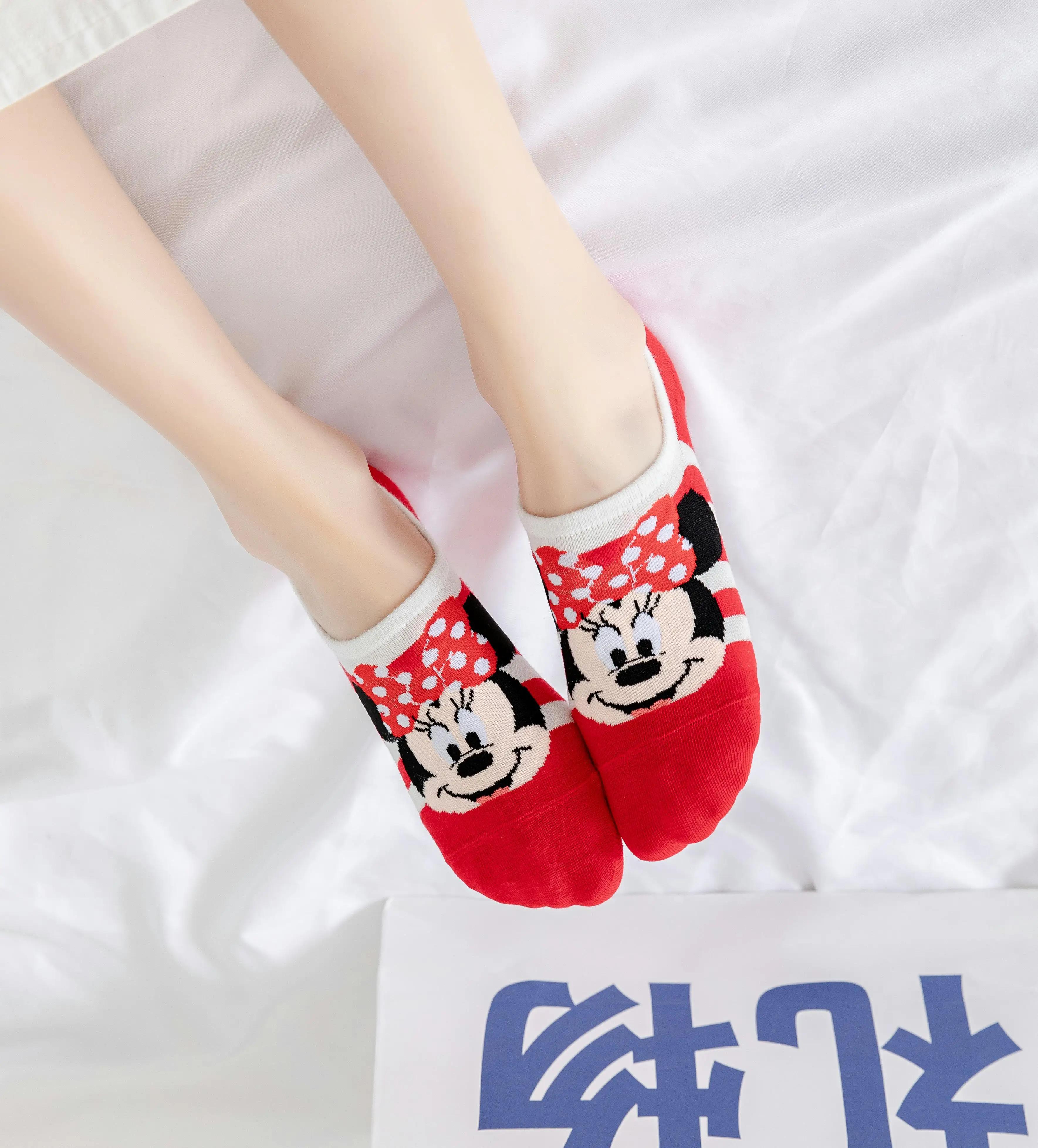 7 Pairs Disney Women Socks Cartoon Mickey Minnie Winnie Daisy Stitch Summer slipper Socks Non-slip silicone invisible Ankle Sock