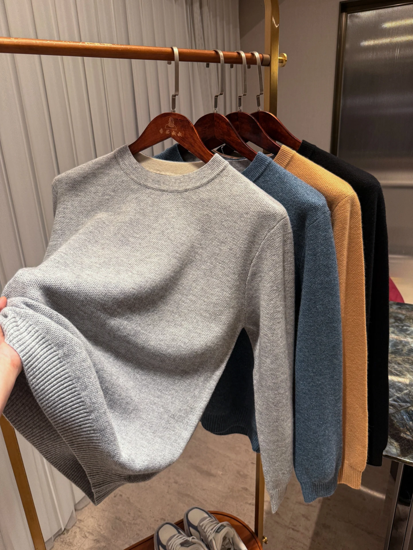 

Мягкий свитер из чистой шерсти, комфортный, роскошный, мужской, теплый, утолщенный, для повседневной носки, для поездок на работу, повседневный, с круглым вырезом, с длинными рукавами