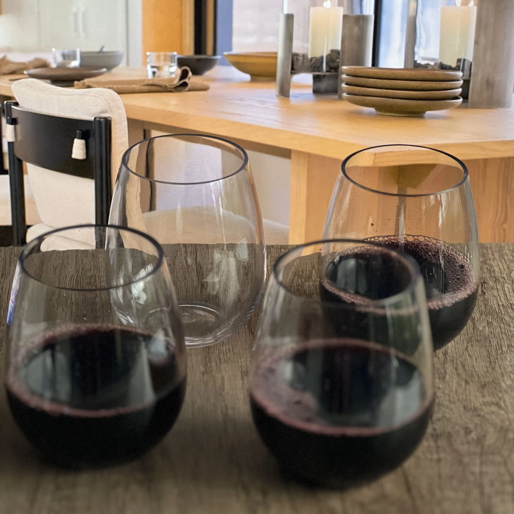 

Набор из 4 предметов овальных стеклянных стаканчиков Halo Tritan, 18 унций, не содержит BPA, пластик, подходит для питья и приготовления коктейлей.