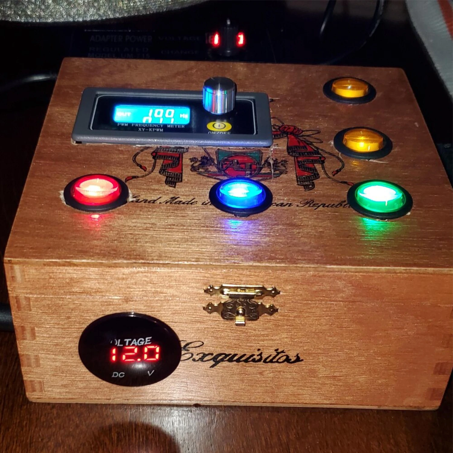 8 Stück KCD1 On/Off 3-Pin 2-Position Snap 20A 12V Rote LED Runde Bootswippe mit LED Househeld DIY Ersatz