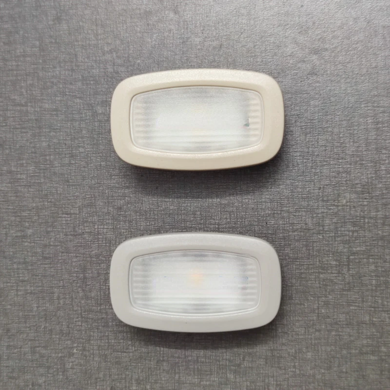 Для Benz C200L C260 C300L E200 GLC300 потолочный солнцезащитный зеркальный светильник 1 шт. Для Benz C200L C260 C300L E200 GLC300 потолочный солнцезащитный зеркальный светильник 1 шт.