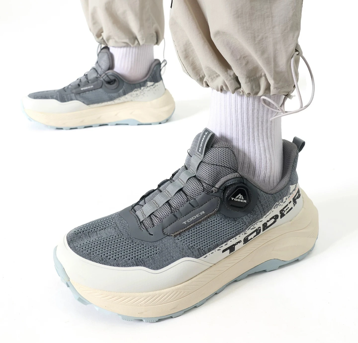 

2026 Designer Running Trainers For Men Women Anti Slip Walking Shoes Unisex Top Quality Outdoor Trail Running Shoe Couples Gym S