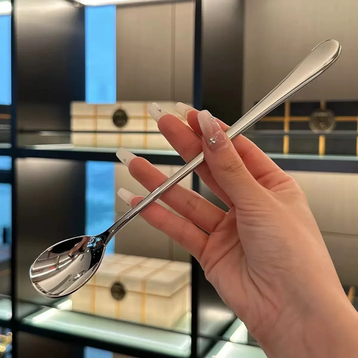 ملاعق خفيفة فاخرة من الفولاذ المقاوم للصدأ بمقبض طويل - أواني أنيقة متعددة الوظائف للقهوة والمربى وتناول الطعام