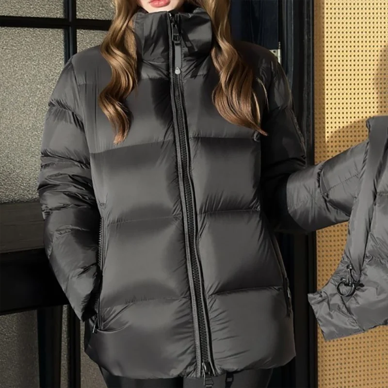 معطف نسائي عالي الجودة سترة أوزة رمادية مع غطاء محرك السيارة قابل للفصل ملابس خارجية ملابس شتوية 25102740