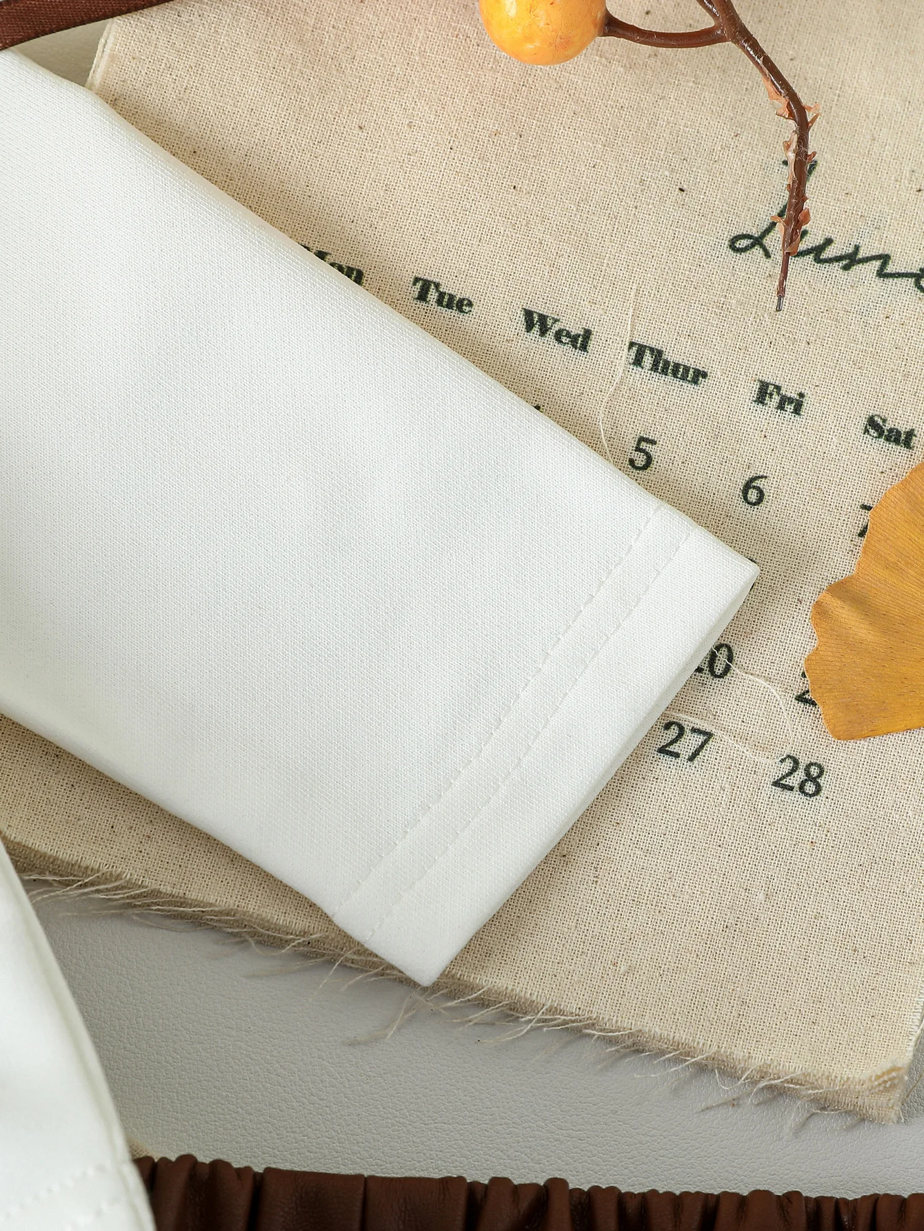 طفل الفتيات الملابس مجموعة ربيع الخريف نمط قصير القوس كم طويل أعلى + تنورة جلدية قصيرة 2 قطعة ل 3-24 متر الفتيات الزي الأنيق