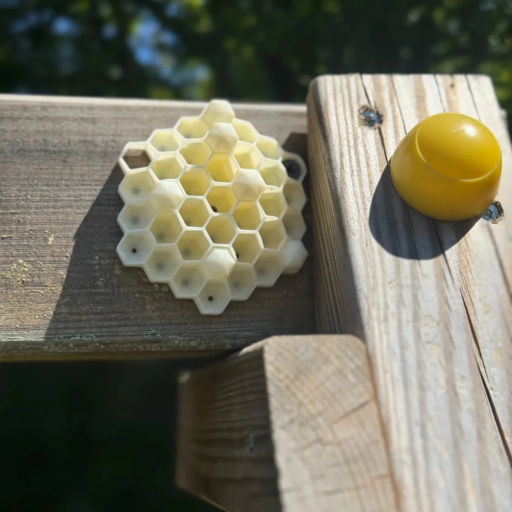 Durable Plastic Wasp Deterrent (1Pc), Realistic Hanging Wasp Repellent, Effective Outdoor Garden Pest Control, No Batteries