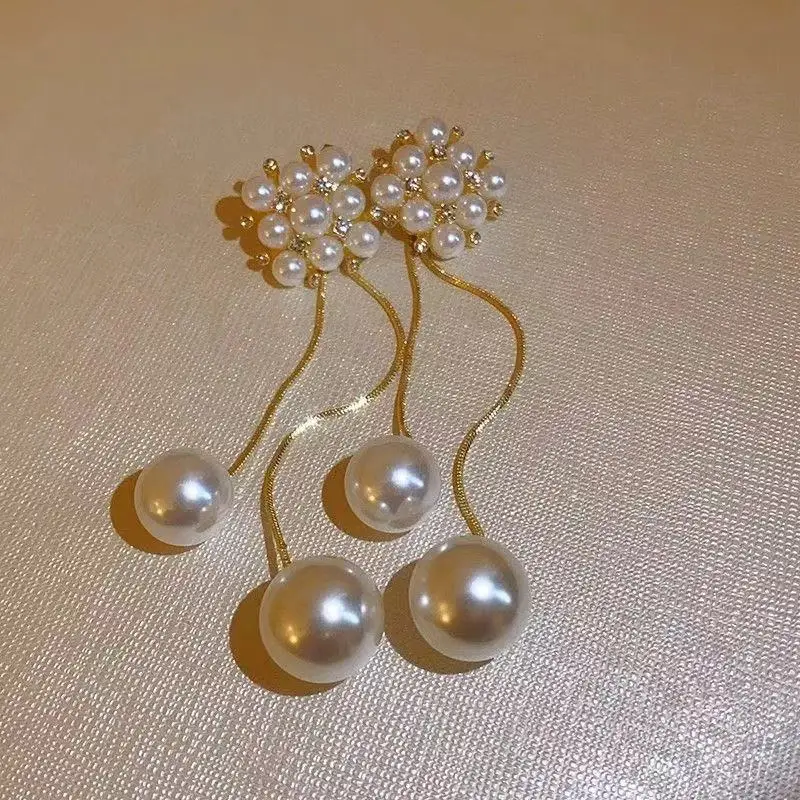 Elegant Pearl Flower Cluster Tassel Earrings For Women Trendy Golden Alloy Ears Accessories Jewelry Lady Gift Party Banquet Wear