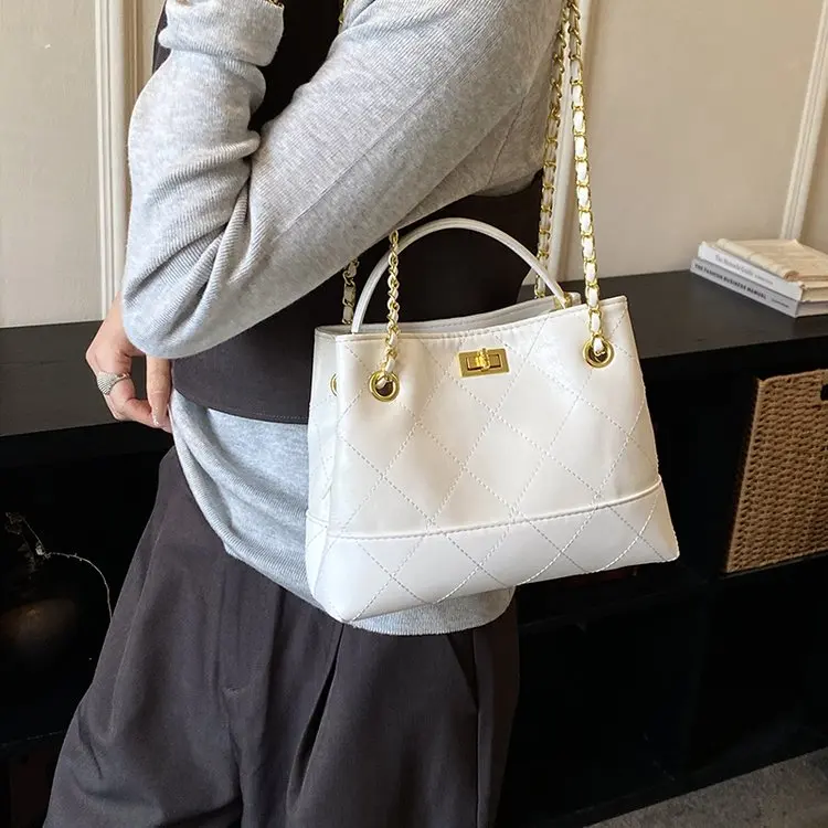 

Elegant Commuter Diaper Bags: Women's Luxury Leather Tote Bag, Simple Vintage Fashionable Crossbody Bag With Large Capacity