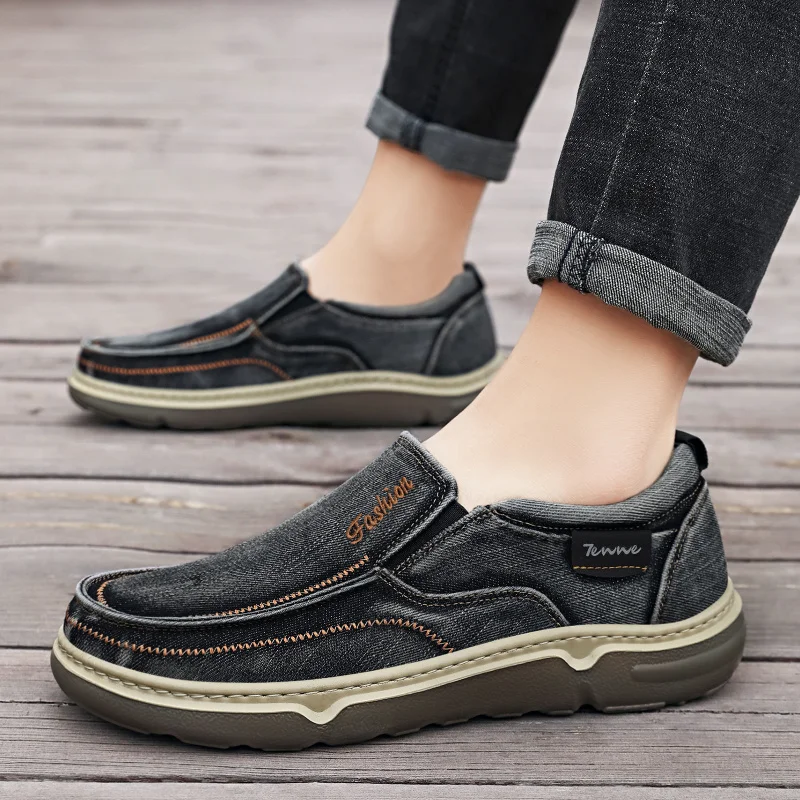 Men's casual old Beijing cloth shoes washed denim soft sole lightweight one foot canvas shoes sports shoes