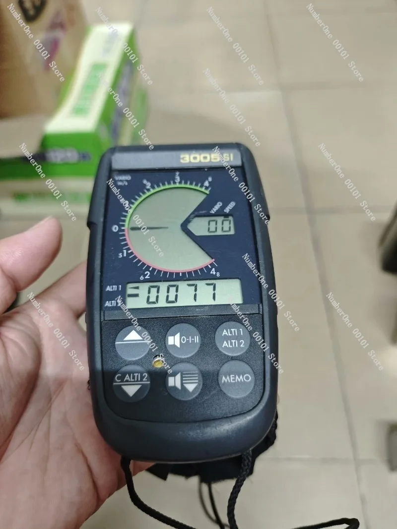 

Б/у альтиметр для параплана, в рабочем состоянии, со шнурками для крепления на ногу. Введение в теорию воздушных потоков