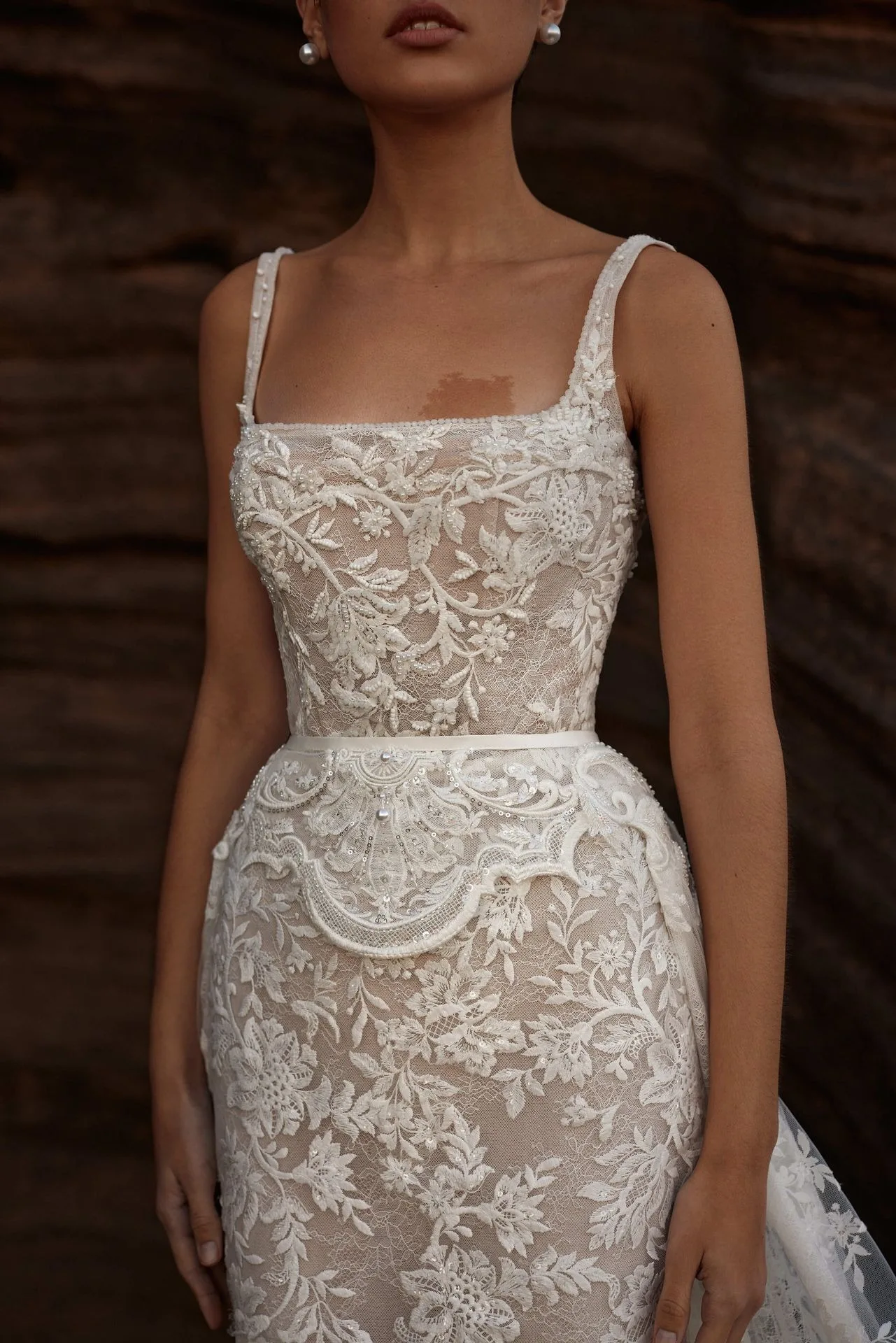 فساتين زفاف رشيقة مزينة باللؤلؤ زي العرائس التنانير السباغيتي الأشرطة عارية الذراعين حورية البحر مخصصة Vestidos De Novia