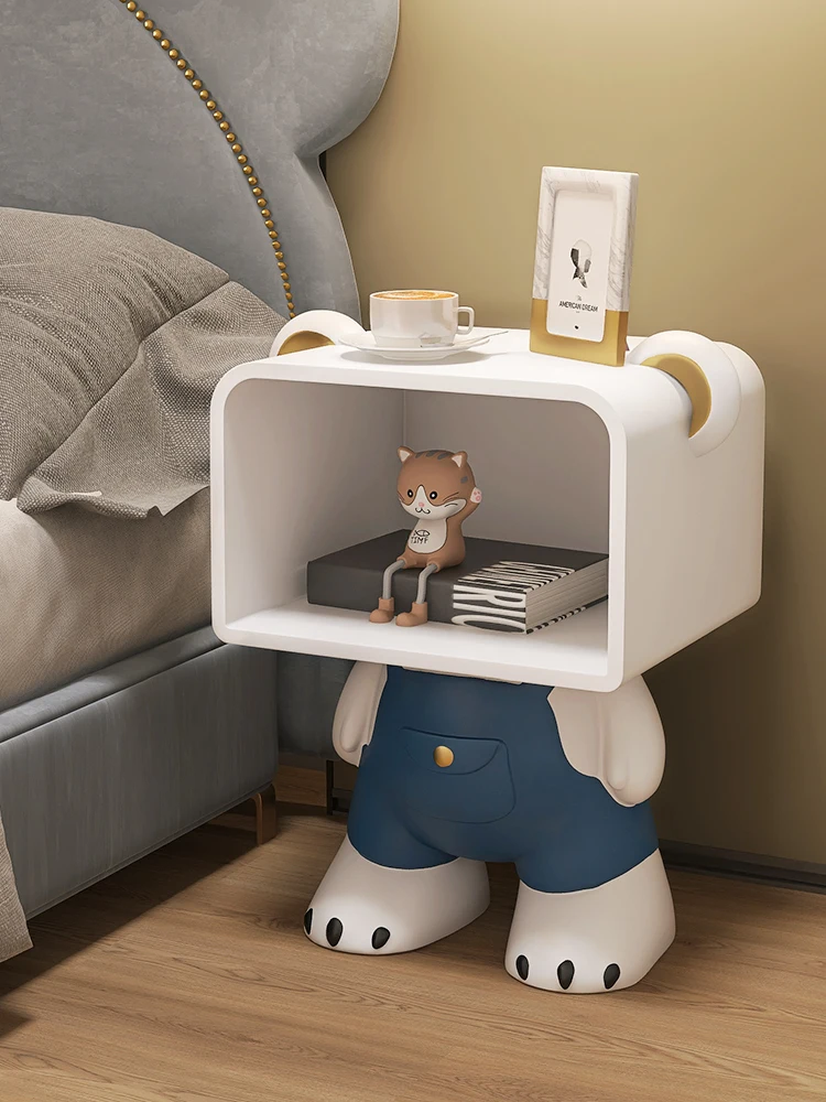 Qumei authentic cartoon bear bedside table children's room boy boy cute modern simple small side shelf.