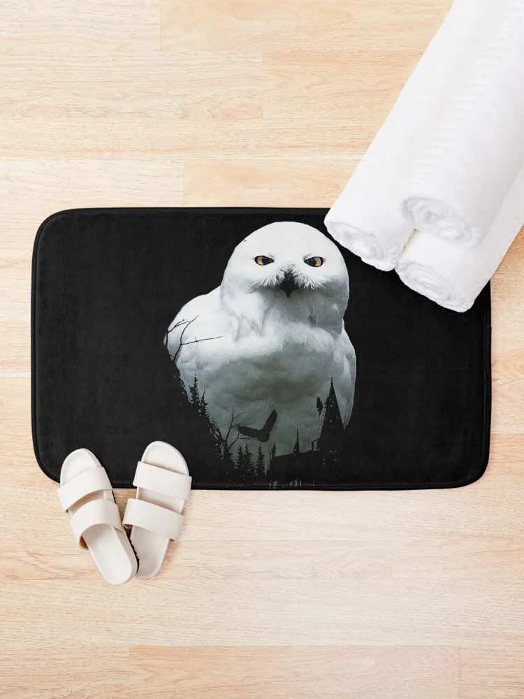 Snowy Arctic Magic Polar Harry Owl, Snowy Large White Harry Owl Drawing, Cute Snowy Owl Harry Owl, Cool Owl Realistic A Bath Mat