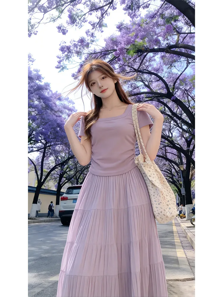 

Фиолетовый летний комплект из двух предметов: облегающая базовая футболка с коротким рукавом и плиссированная юбка с высокой талией для похудения, женский