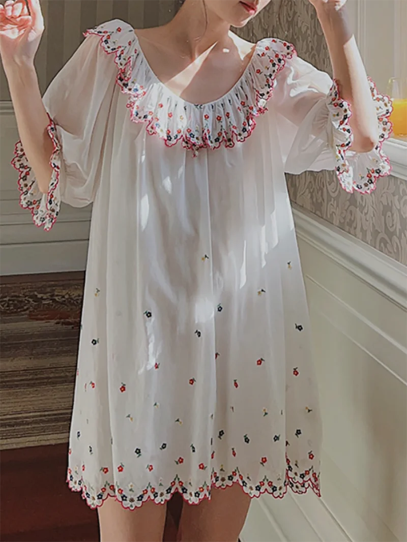 

French Fairy Vintage Princess Night Dress Embroidery Loose Sweet Pajamas Women Short Sleeve Summer Ruffles Victorian Nightgown