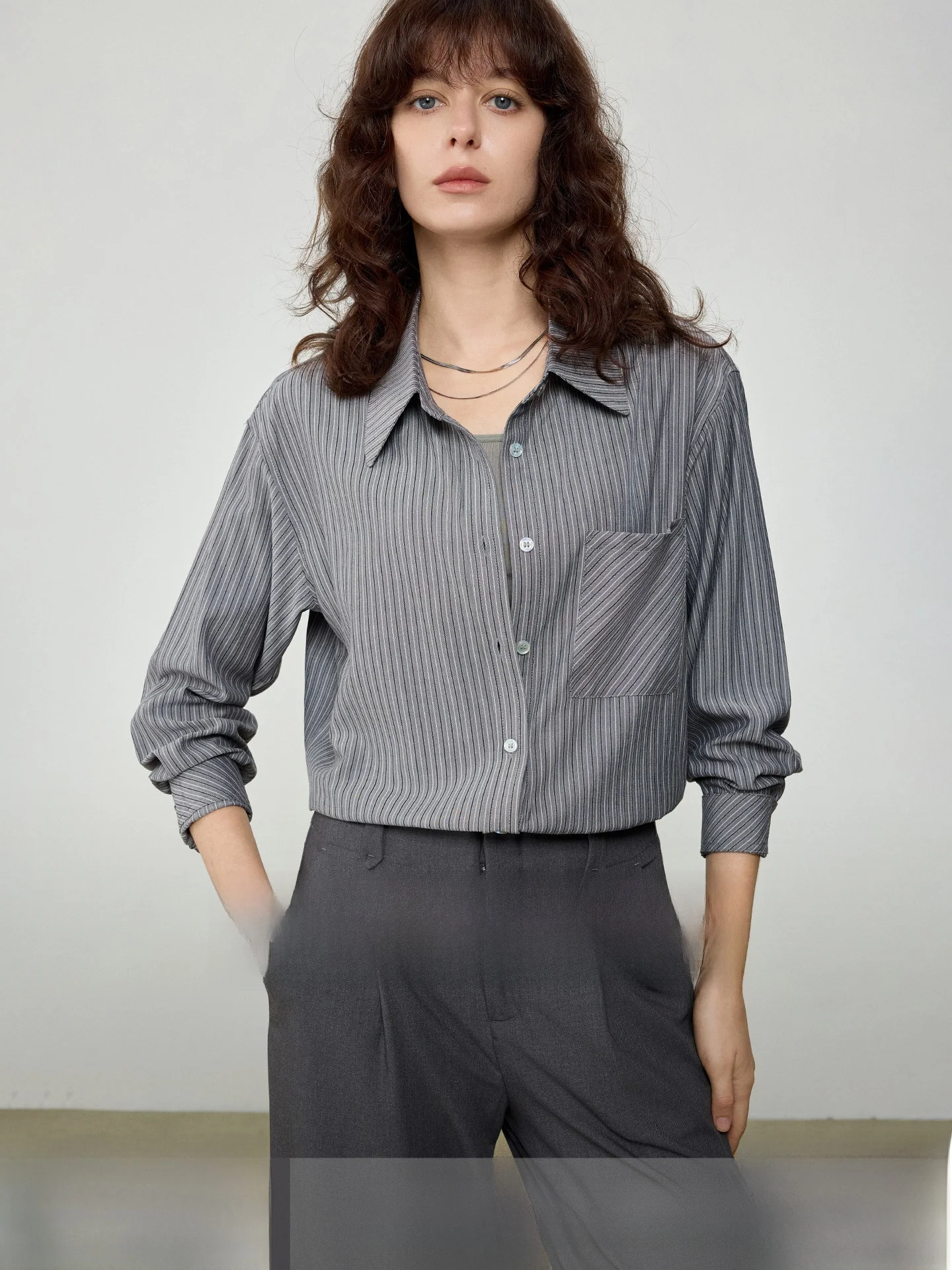 

Yake Home Women's Long Sleeve Striped Shirt Commute Fashion V-neck Polyester Cotton Blend Breathable Regular Fit Striped Blouse