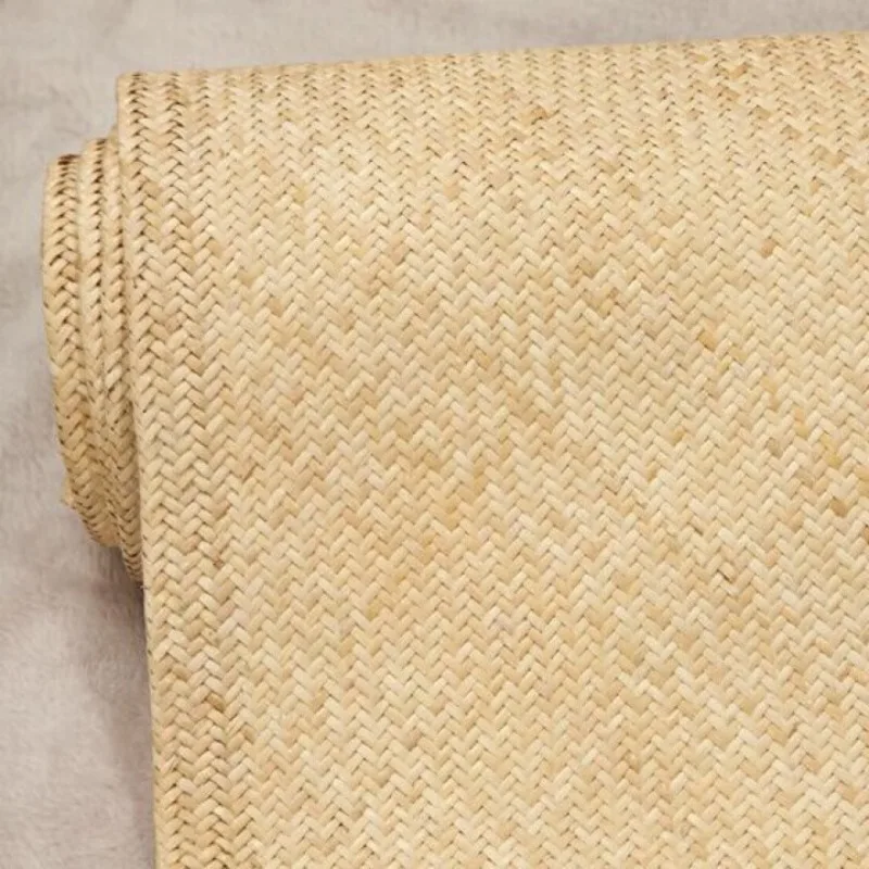 

Настоящий коврик ручной работы из натурального ротанга.