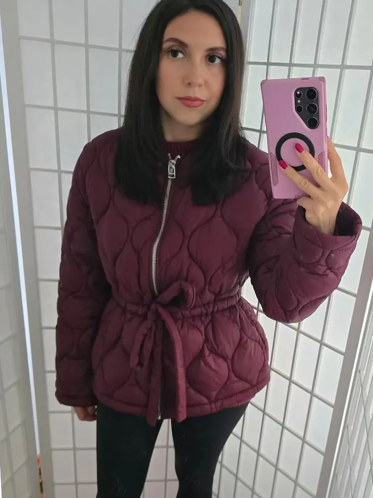 เสื้อโค้ทผู้หญิงแบบควิลท์สีพื้น แขนยาว คอทรงโอ ติดซิป มีเข็มขัด แฟชั่นลำลอง สไตล์สาวออฟฟิศ อุ่นสบาย สำหรับฤดูใบไม้ร่วงและฤดูหนาว