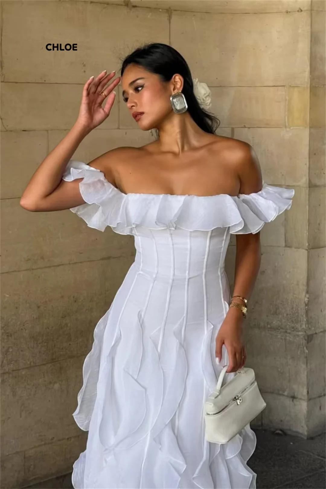 فساتين سهرة Line A فساتين نسائية أنيقة لحفلات الزفاف فساتين فاخرة 2025 بدون أكتاف مصنوعة حسب الطلب بدون أكمام