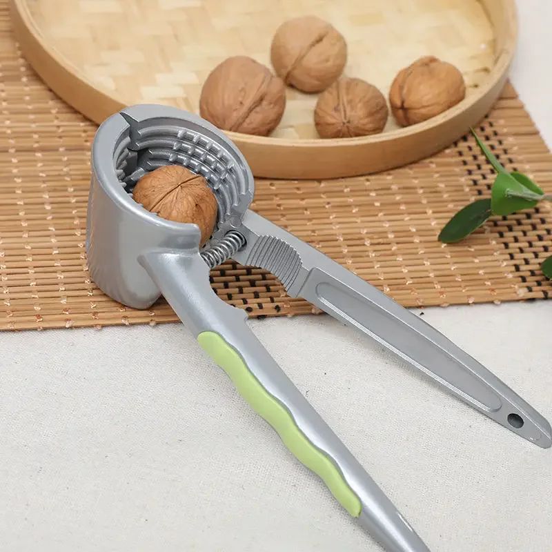 2023 New Crack Almond Walnut Hazel Filbert Nut Kitchen Nutcracker  Clip Clamp Plier Cracker Pecan Hazelnut Crack Tools