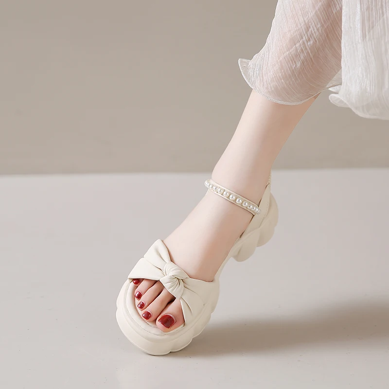Summer 2026 New Fairy Style Anti-Slip Soft Bottom Sandals Women's Outdoor Wear Luxury Flatform Glue Adhesive Rubber Heel