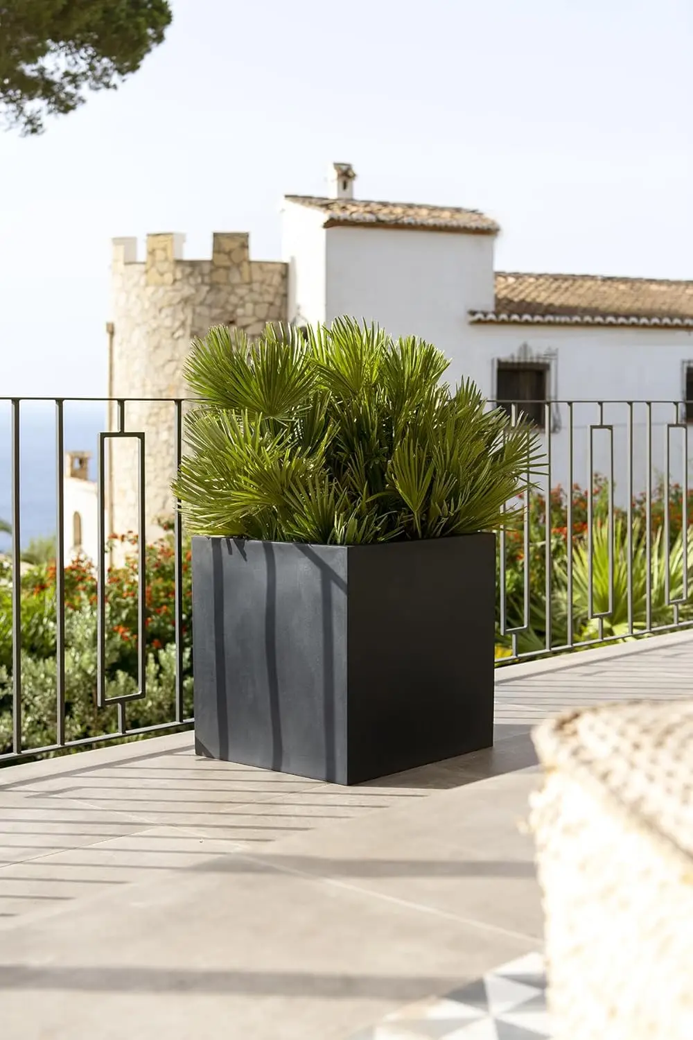 Black Square Planter Box Indoor & Outdoor Elegant Cube Shaped Flower Tree Pot Inner Dimensions 20”H x 20”W x 20”L