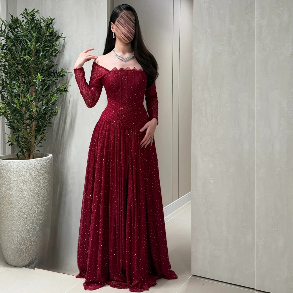Maßgeschneidertes luxuriöses glitzerndes Abendkleid, schulterfreies, plissiertes, langes A-Linien-Kleid, Ballkleid, bezauberndes Partykleid