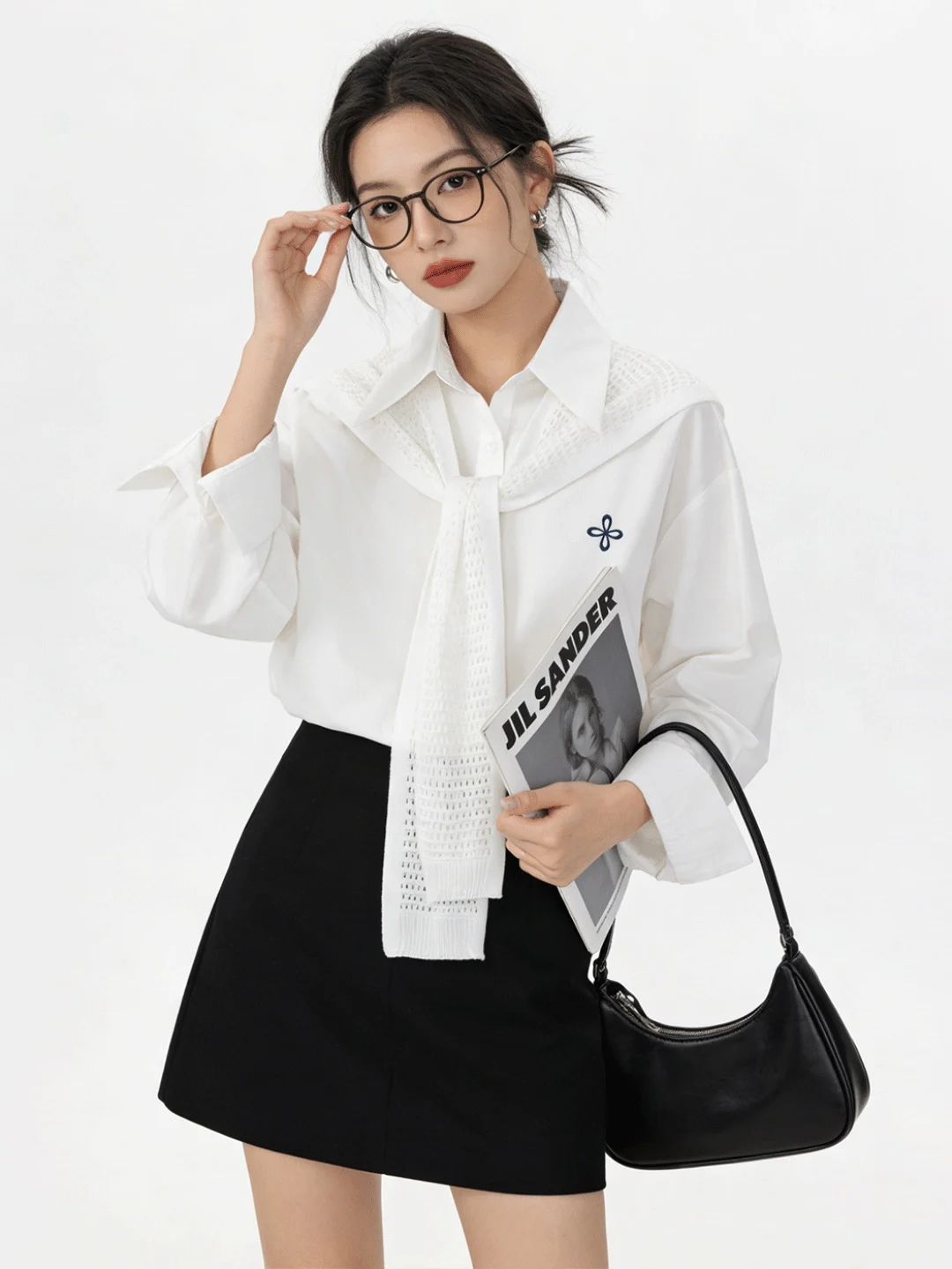 

Женская куртка-рубашка в корейском стиле с вышивкой, белая, приятная к коже, с защитой от солнца, простой дизайн, омолаживающий эффект, длинный рукав