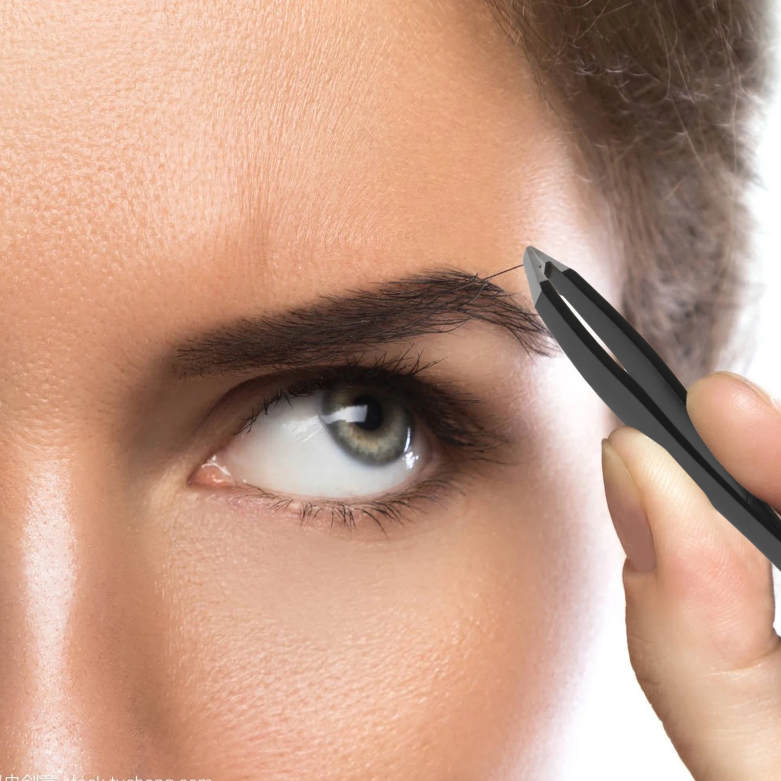 

Eyebrow Tweezers Stainless Steel Grooming Tool Beauty Eyebrow Clip Practical Salon Professional Use Long Lasting Durable Small