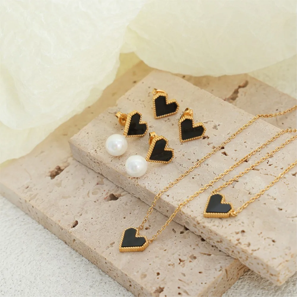 Black White Red Stainless Steel Heart Pendant Necklace Earrings For Women Gold Plated Waterproof No Tarnish Women\'s Jewelry Set