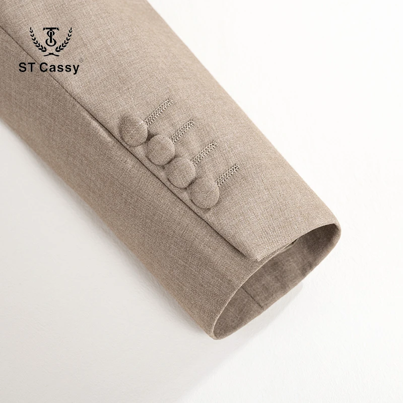 بدلة رجالية أنيقة من ST Cassy كاكي لحفلات الزفاف بقصة ضيقة ومزدوجة الصدر وأزرار متعددة كاجوال لرجال الأعمال مكونة من قطعتين