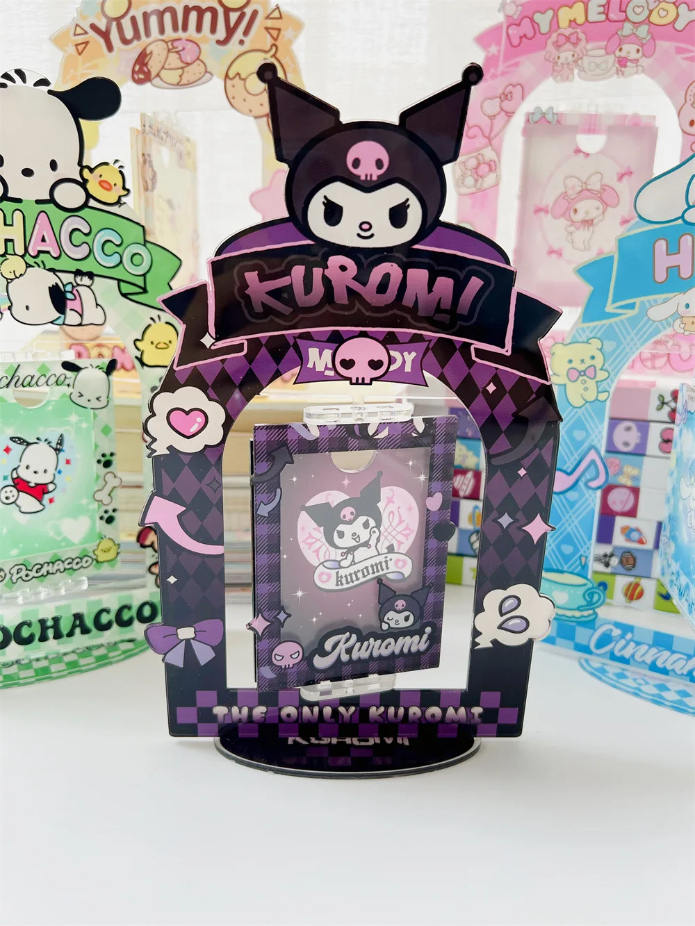 Craetive Sanrio Kuromi Cinnamoroll na biurko z Rotable stojąca płyta ramka na zdjęcia 3-Cal uchwyt na przechowywanie zdjęć studentka dziewczyna