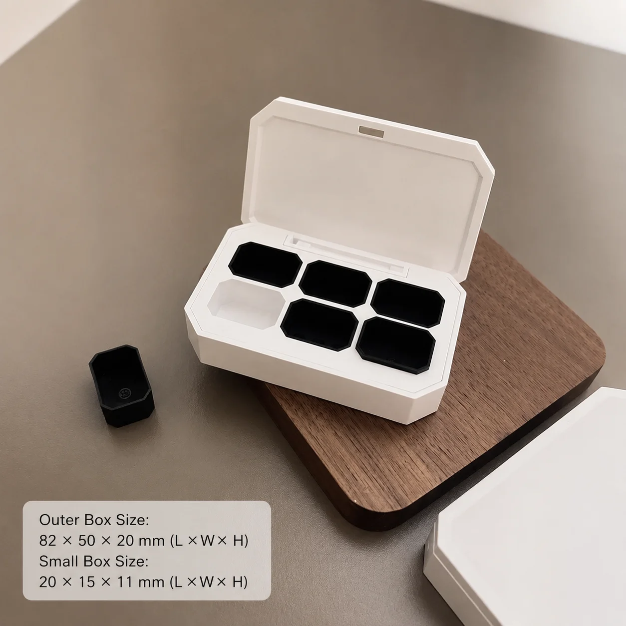 1set Portable Nail Art Palette Nail Gel Storage Box 4/6/9 Grids Empty Nail Polish Container Case For DIY Manicure - view 2