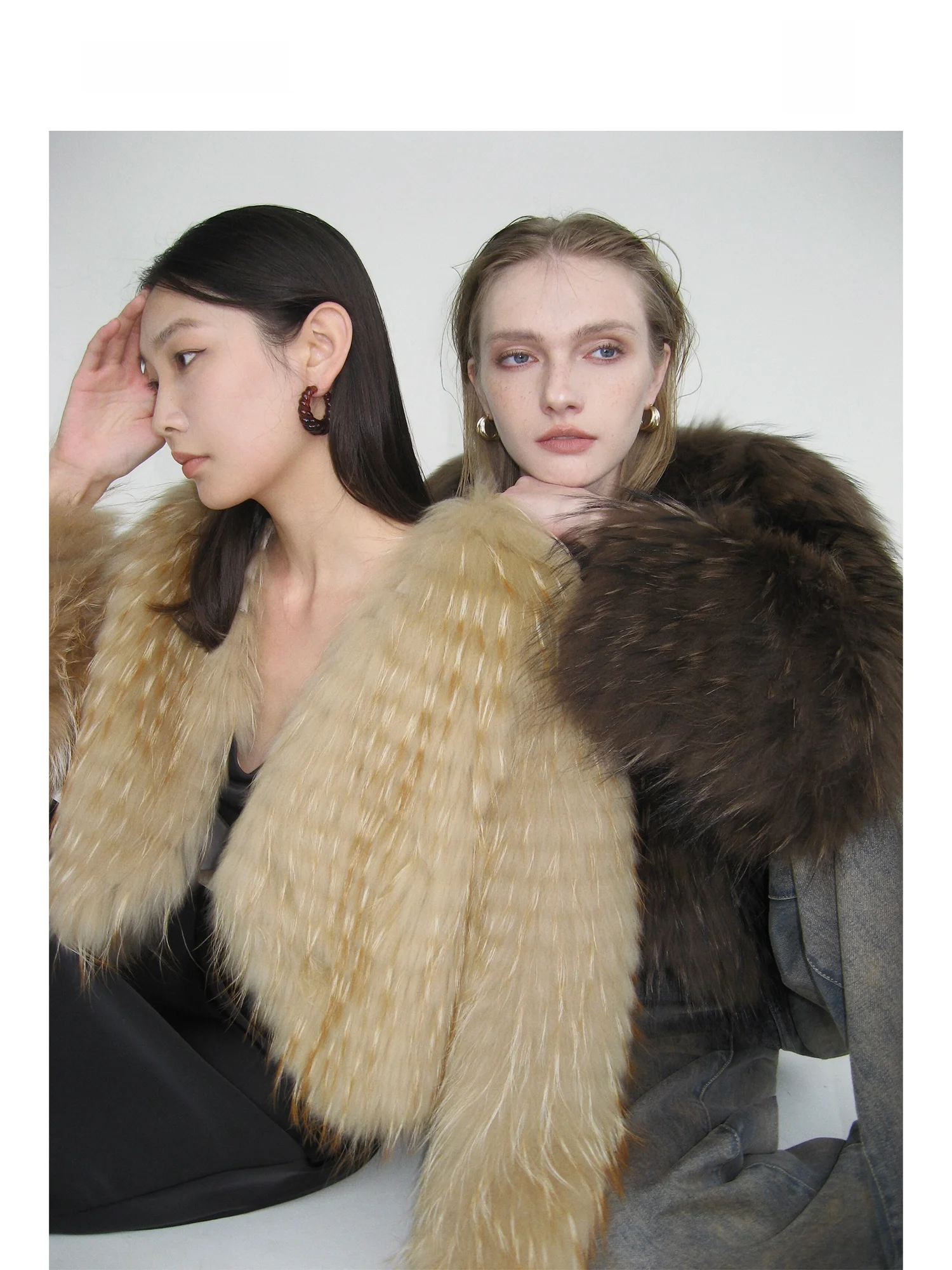 

Sli V-Ne Mink Fur Coat ort Length Faionable AZHU Brand Women's Premium Quali Fur Jaet Winter Season 2023