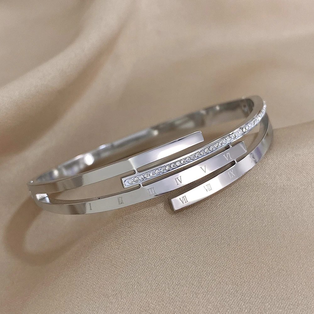 

Freetry Elegant Geometric Stainless Steel Bracelet for Women Multilayer With Waterproof Opening Bracelet Fashion Jewelry Gift