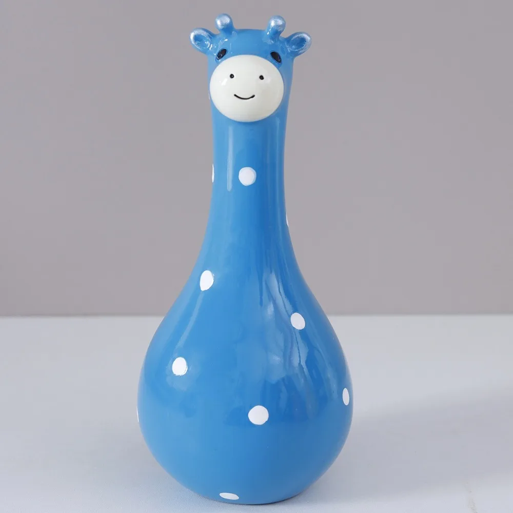 Hand Painted Cartoon Giraffe Resin Vase Novelty Lifelike Polka Dot Giraffe Bud Vase Fade-Resistant Giraffe Ornament