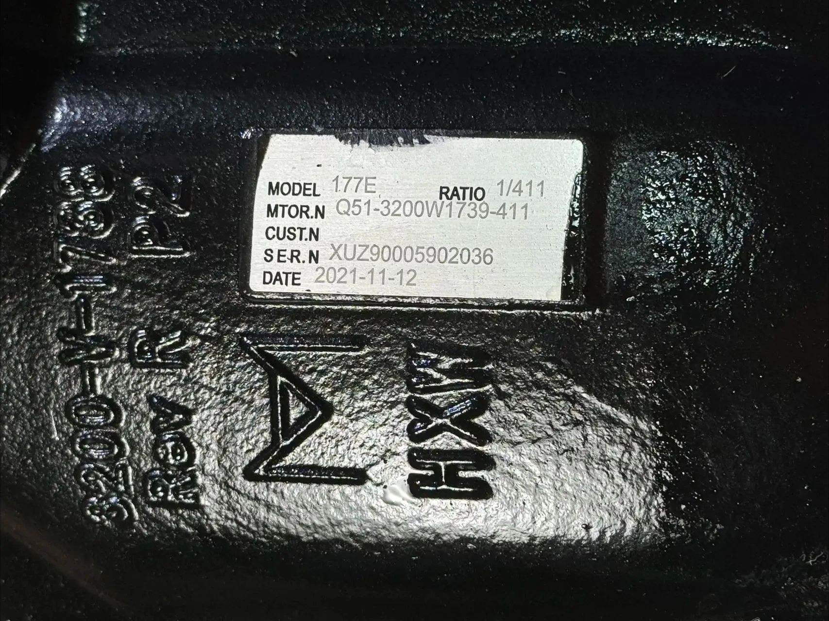 YU TONG مدرب الجمعية التفاضلية MERITOR الناقل Assy Q51-3200W1739-411 حافلة الدفع النهائي التفاضلي Assy 2402-02945
