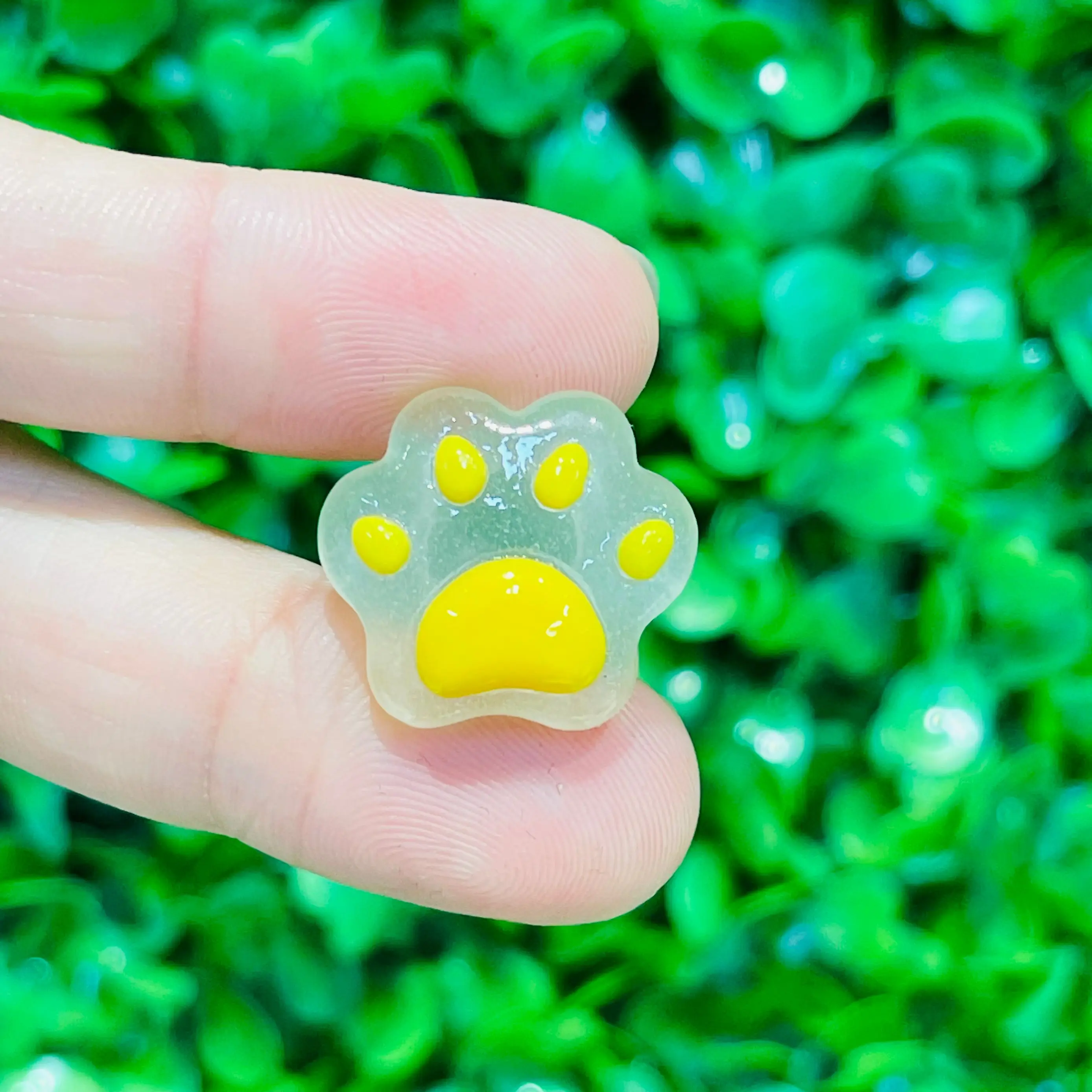 

1-5pcs Kawaii Colorful Footprint Resin Shoe Charms Hole Shoes Ornaments For Clogs Pins Sandals Shoes Accessories Holiday Present