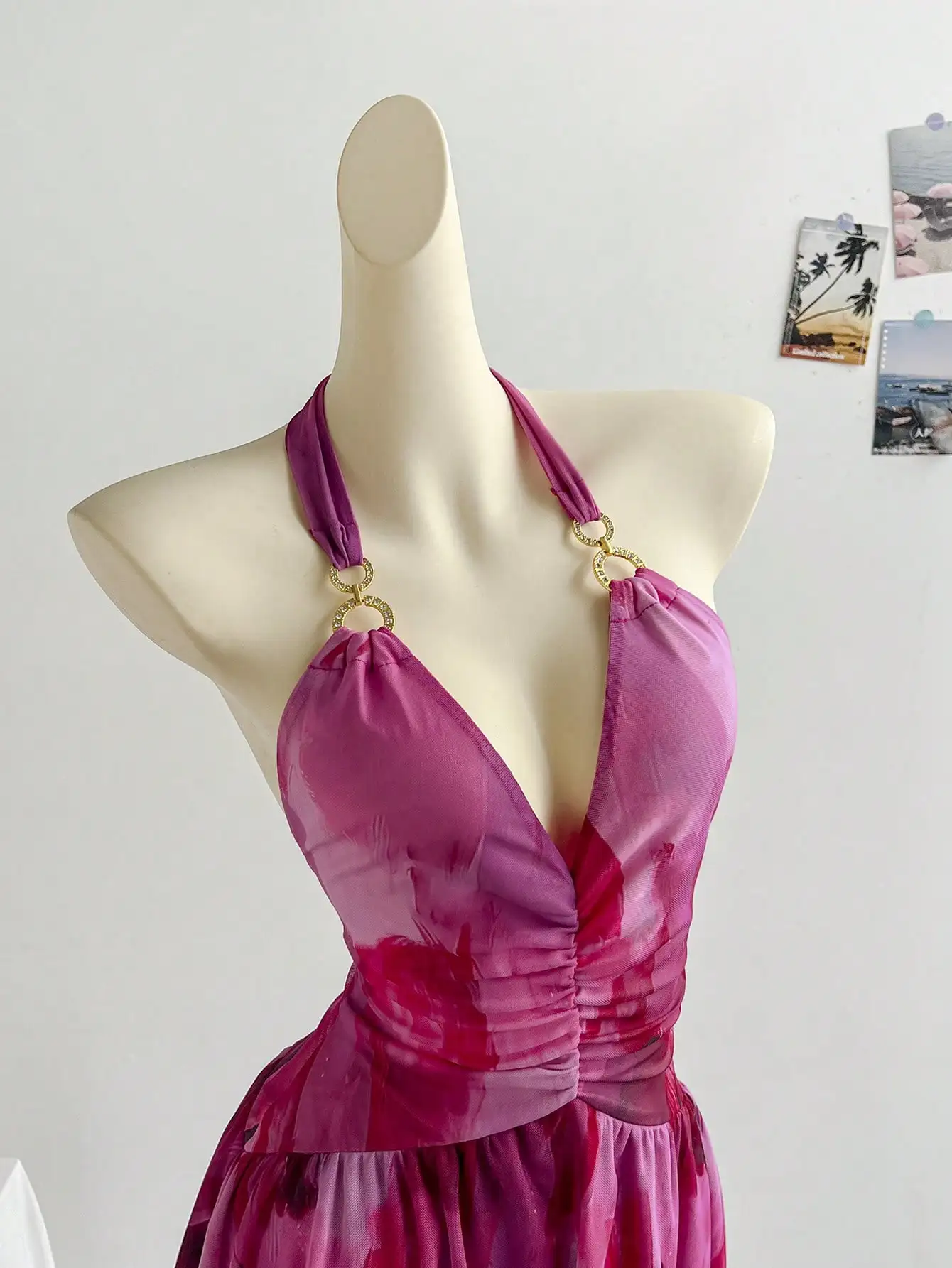 

Романтичное пляжное платье-накидка с воротником-халтер и рюшами, женское, розовое, с цветочным принтом, летнее платье