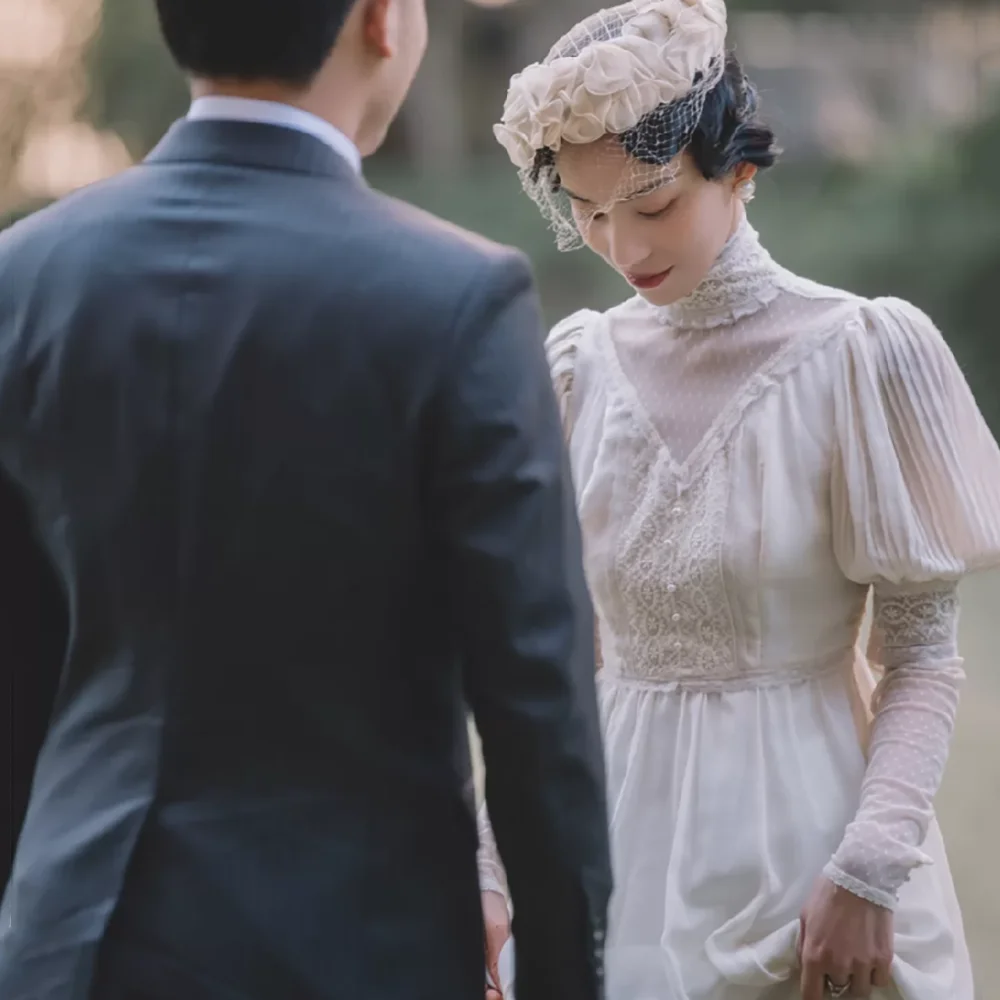 Robe de mariée musulmane à pois, manches longues lanternes, grande taille, coupe trapèze, en mousseline de soie et dentelle, perles