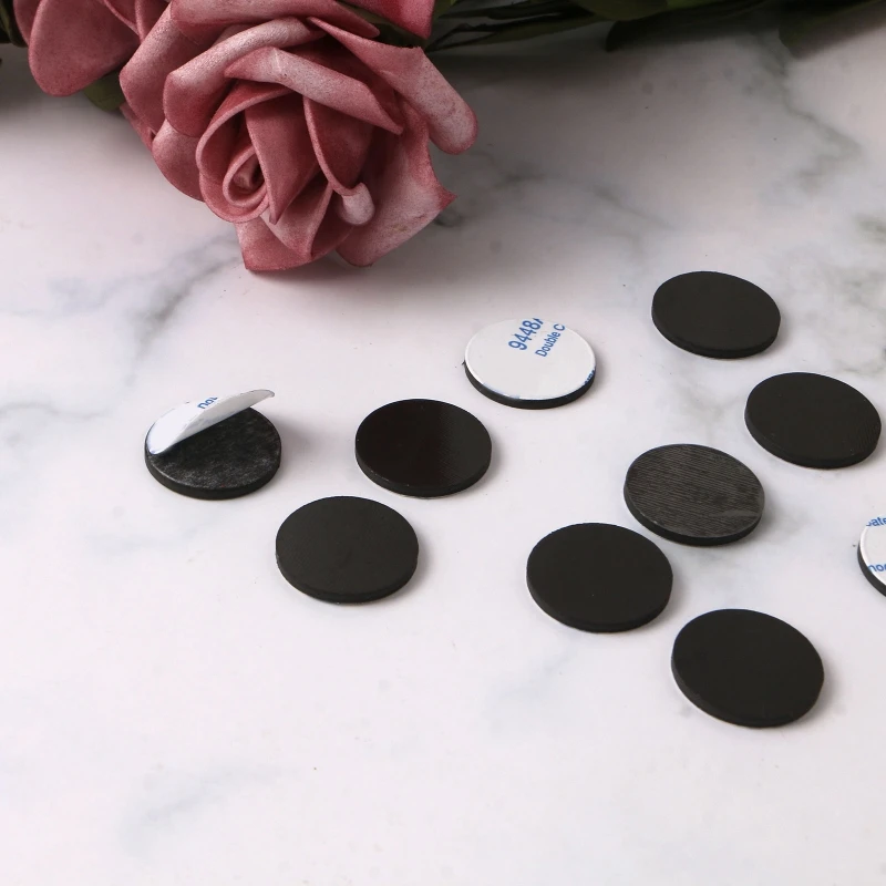 10 adet kendinden yapışkanlı manyetik yuvarlak kendinden yapışkanlı disk mıknatısları yuvarlak kauçuk mıknatıs DIY el sanatları hobi ve buzdolabı için